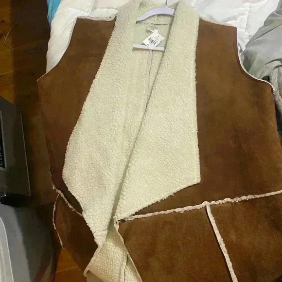 Faux Vest - Picture 1 of 2